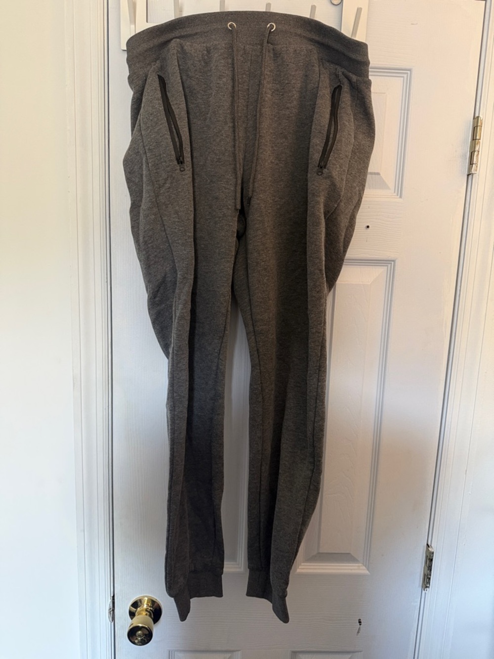 Men's Charcoal Slim-Fit Jogger Sweatpants with Zipper Pockets